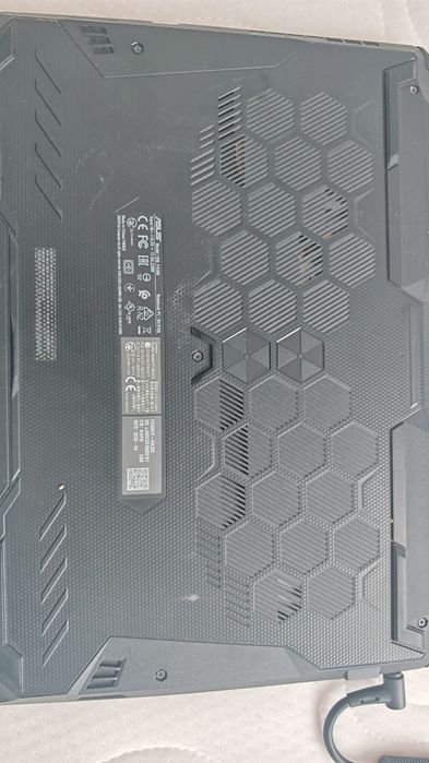 RTX 2060 / 144Hz / Ryzen 7