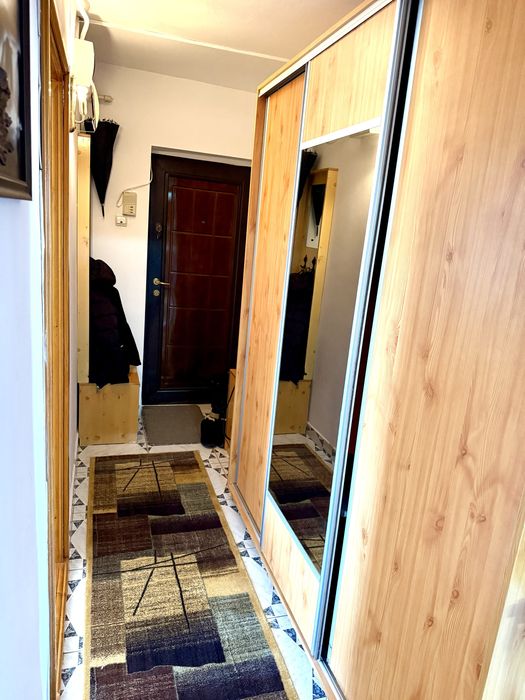 Apartament 2 camere - Etaj 1 - decomandat - gaz