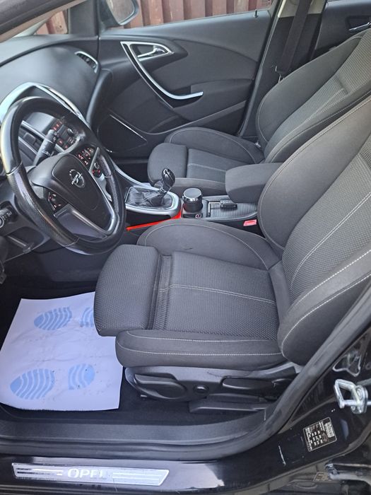 Opel Astra J  1.7 CDTI