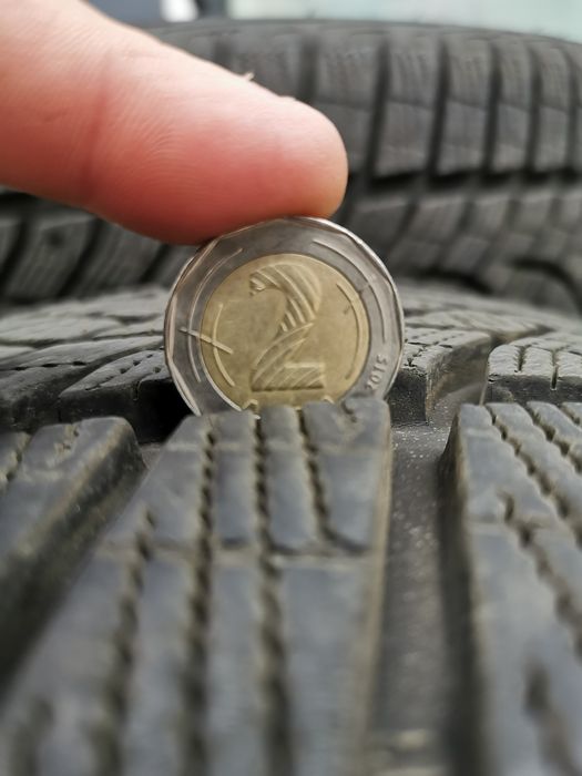 Зимни гуми 225/40R18 92V Goodyear UltraGrip Performance +