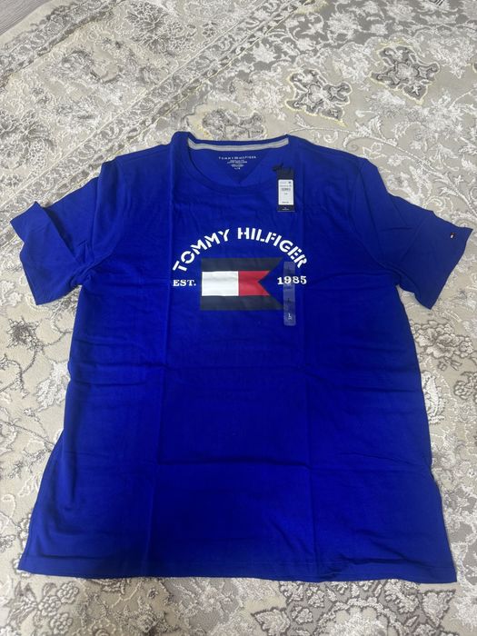 Футболки Tommy и Calvin