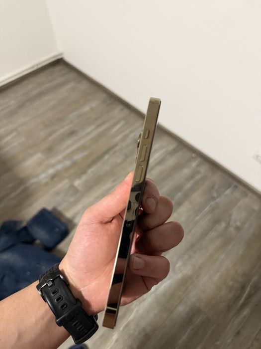 Vând Iphone 14 pro max 128gb ca și nou