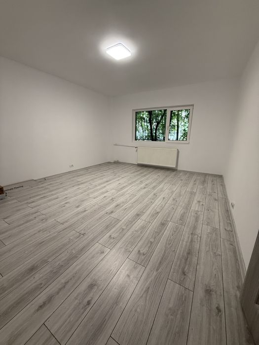 Inchiriez apartament 3 camere sector 2, direct proprietar
