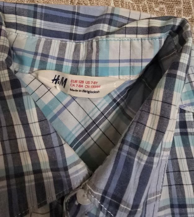 Camasi copii, marime 7-8 ani, respectiv 128 cm, pret 15 lei camasa.