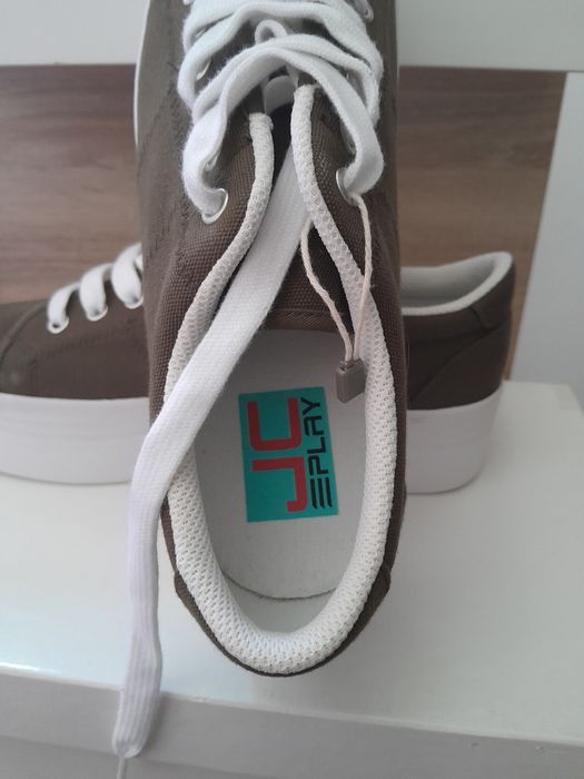 Adidasi..tenesi dama JC Play Nr 41