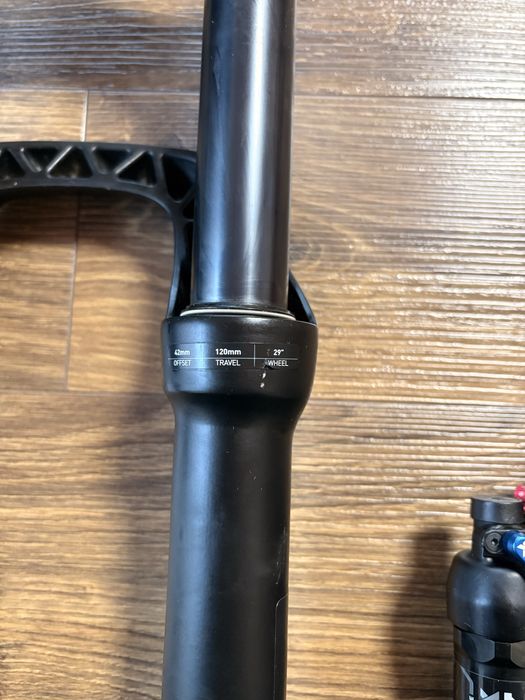 Furca rock shox recon amortizor soc fox float
