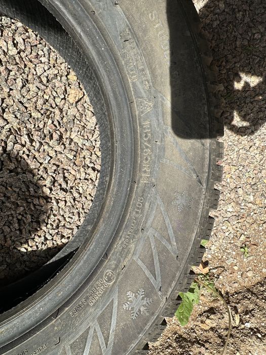 Продам шины зима 185/65R14