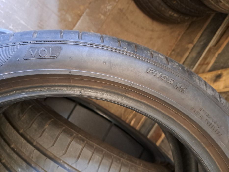 ! 2 anvelope 255/40 R21 Pirelli 2023