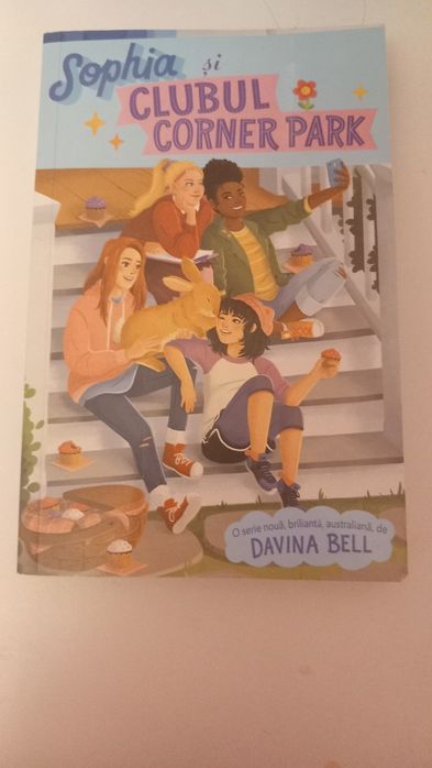 Sophia și Clubul Corner Park