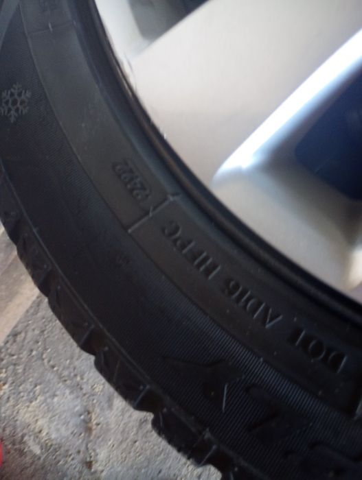 Vând 4 roti de Opel Zafira