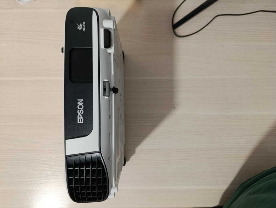 Проектор универсальный Epson EB-X51