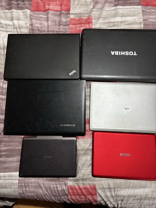 Vand laptopuri ieftine