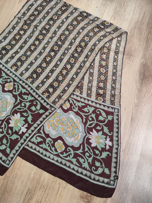 Eșarfă din mătase