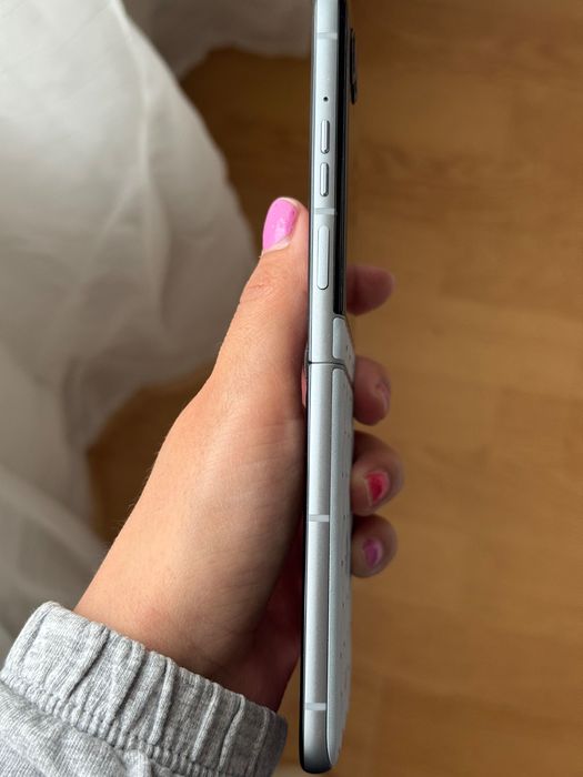 Moto razr 60 Swarovski