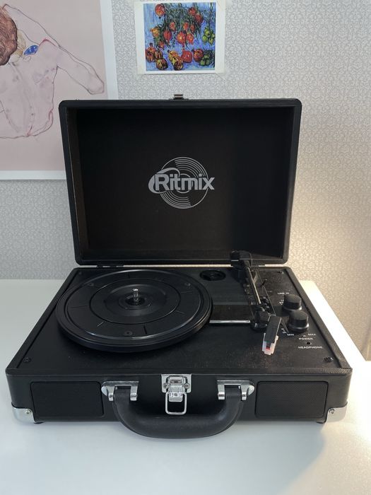 Виниловый проигрыватель Ritmix