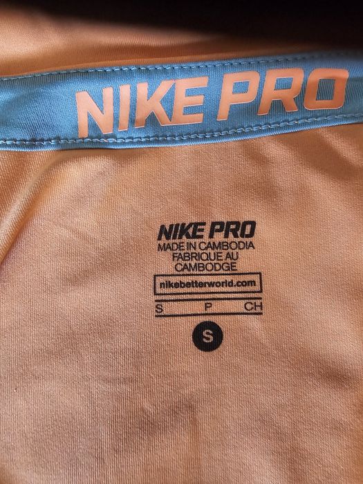 Потник Nike  , тениска Nike pro , суичър Nike