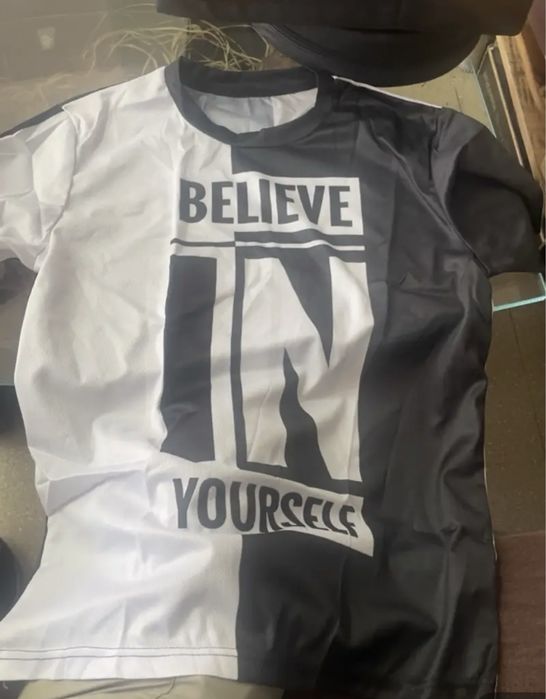 Мъжка тениска