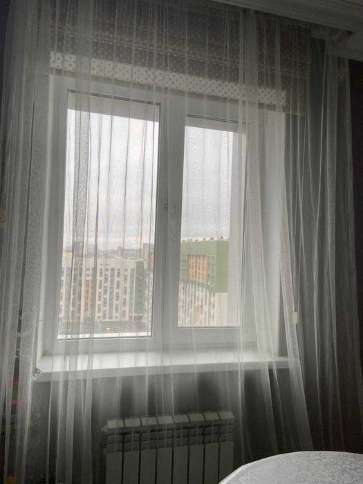 Продам тюль однотонная мелкая сеточка высота 2,9 м., ширина 4,0 м.