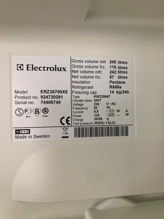 Холодильник Electrolux
