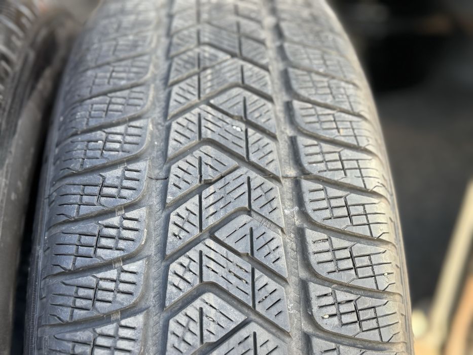 Set 4 anvelope Iarna Pirelli Sottozero Serie 3 215/65R17 99h