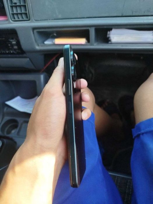 Vivo y04 10g +128g