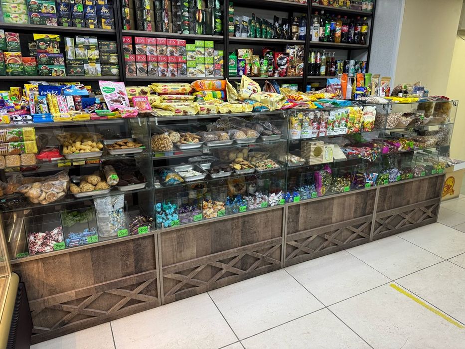 Продам стеклянные витрины