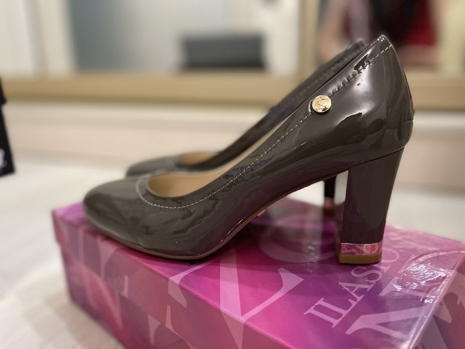 Женские туфли