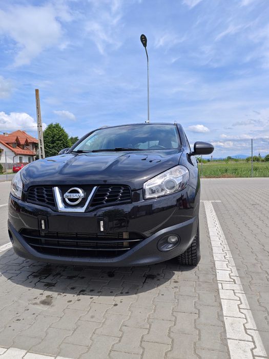 Nissan Qashqai .2.0 l .150 ps.4x4 . Automat