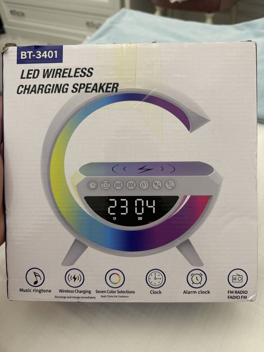 Led wireless chaeging speaker