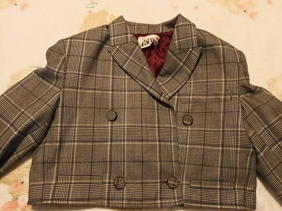 Sacou scurt Zara colecția 2019 toamna