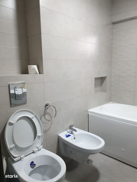 Apartament 3 camere BRD-Piata Mare cu loc de parcare proprietate