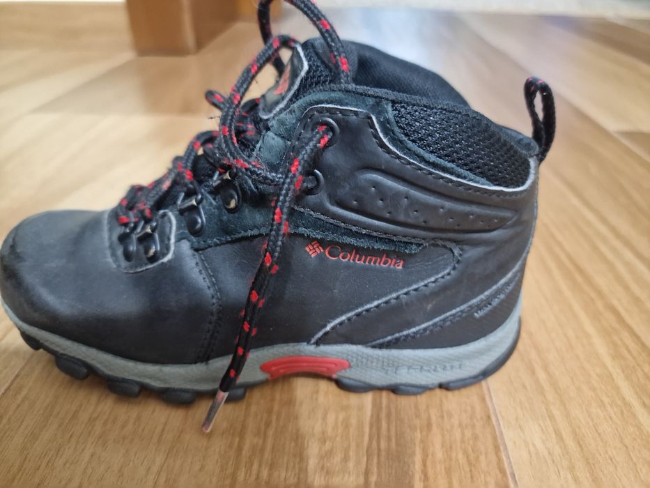 Vând ghete Columbia copii