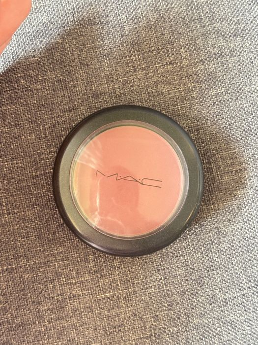 Прахообразен руж MAC в цвят breath of plum