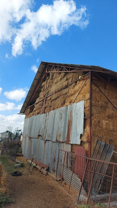 baloti lucerna , borceag, paie, fin cu lucerna