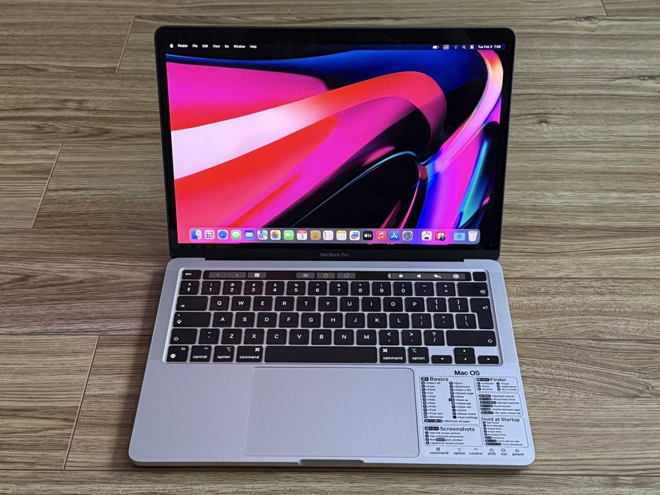 MacBook Pro 13 M2`8 CPU/10 GPU/8GB RAM/256GB SSD/Full Pack
