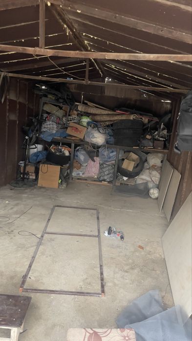 Продам гараж без доков