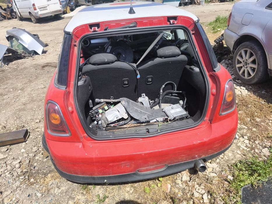 Мини Купър на части