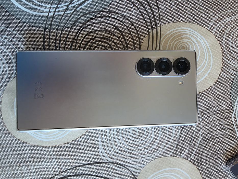 Samsung Z Fold6 256 gb