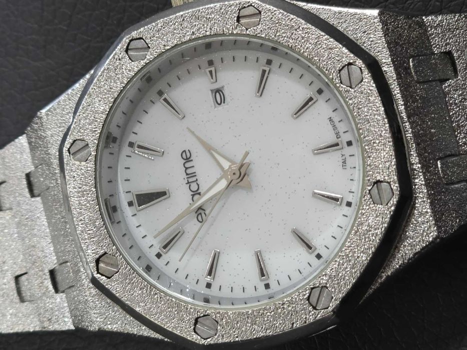 Продавам мъжки часовник Еxactime