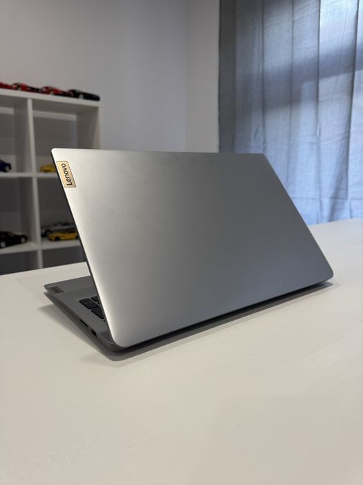 Laptop Lenovo IdeaPad