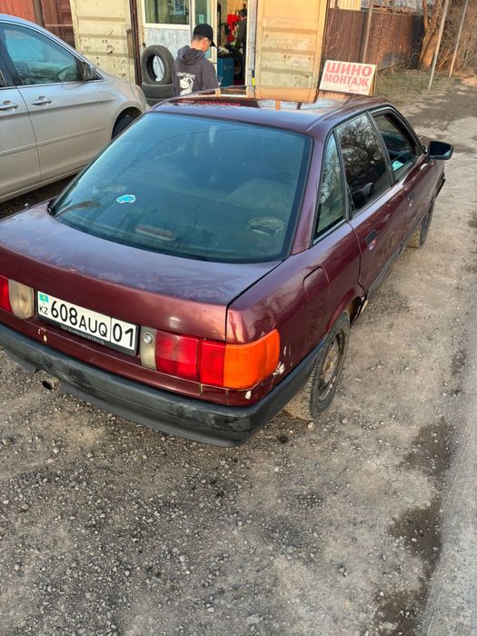 Продам или обмен ауди 80 б3