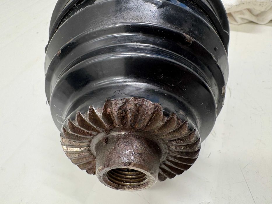 Предна лява полуоска БМВ Ф40 Ф44 Ф45 Х1 Ф48 Х2 Ф39 Мини Кънтримен