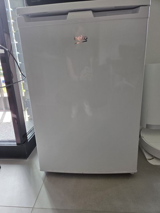 Хладилник малък  Beko