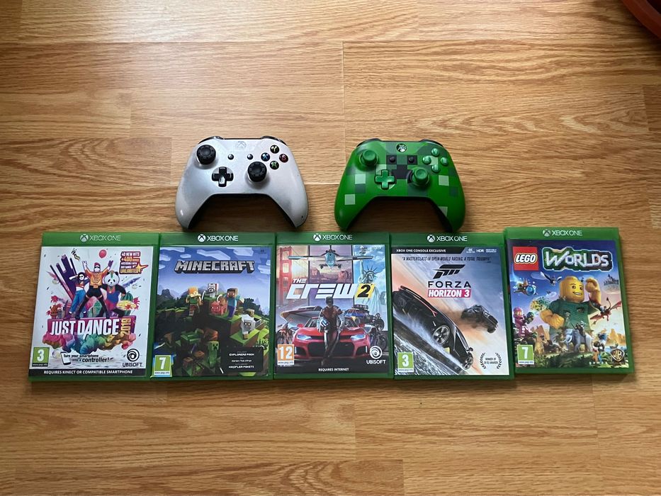 PACHET COMPLET - Xbox One S 1TB Minecraft Limited Edition cu