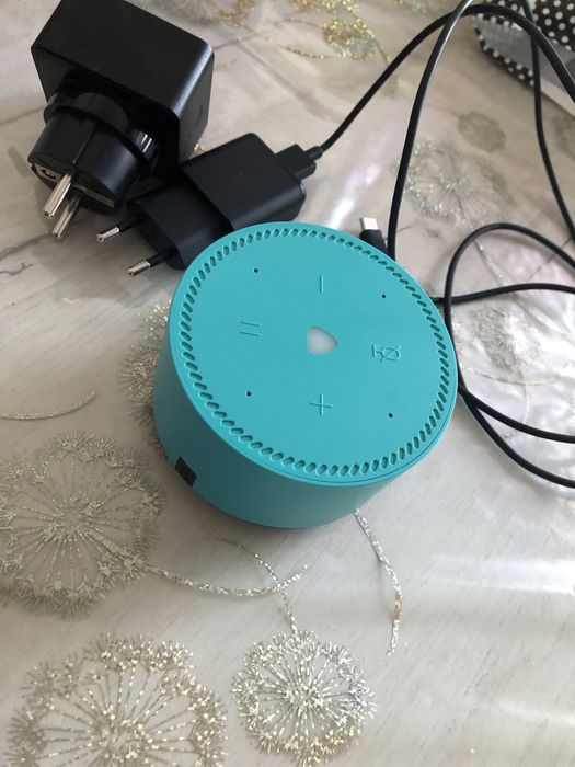 Алиса Яндекс Колонка