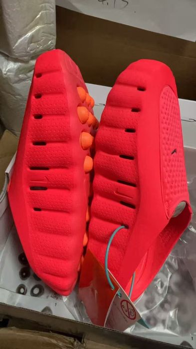 Papuci noi Nike Mind 001, culoare roșu