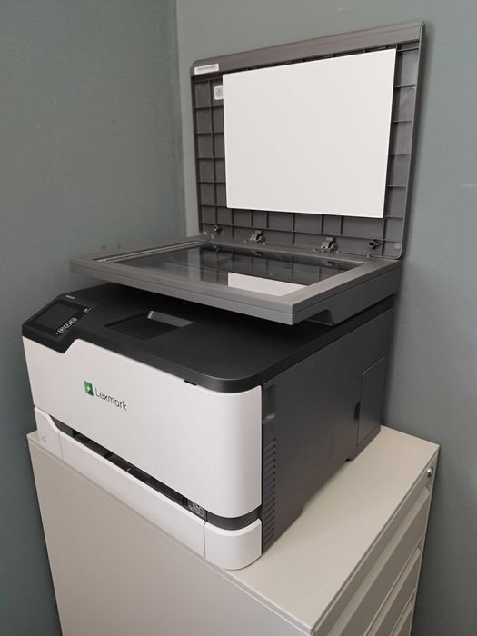 Принтер и скенер Lexmark MC3224dwe