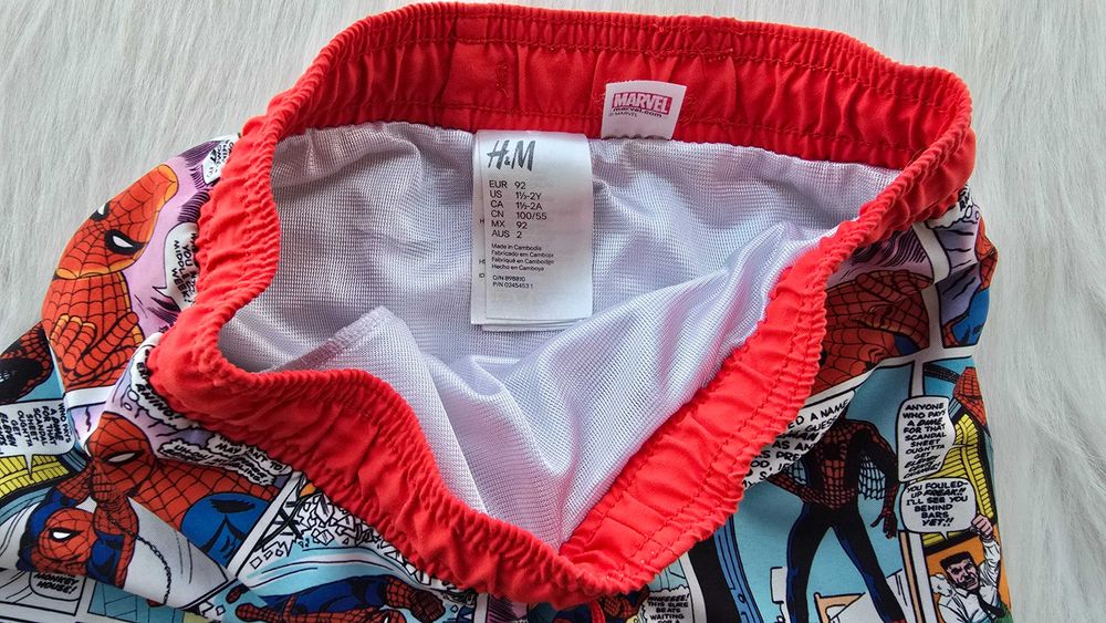 Детски бански H&M 92см.  и пончо за плаж