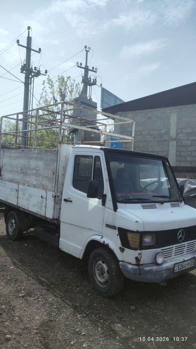 Mercedes 207d, сапог, на ходу