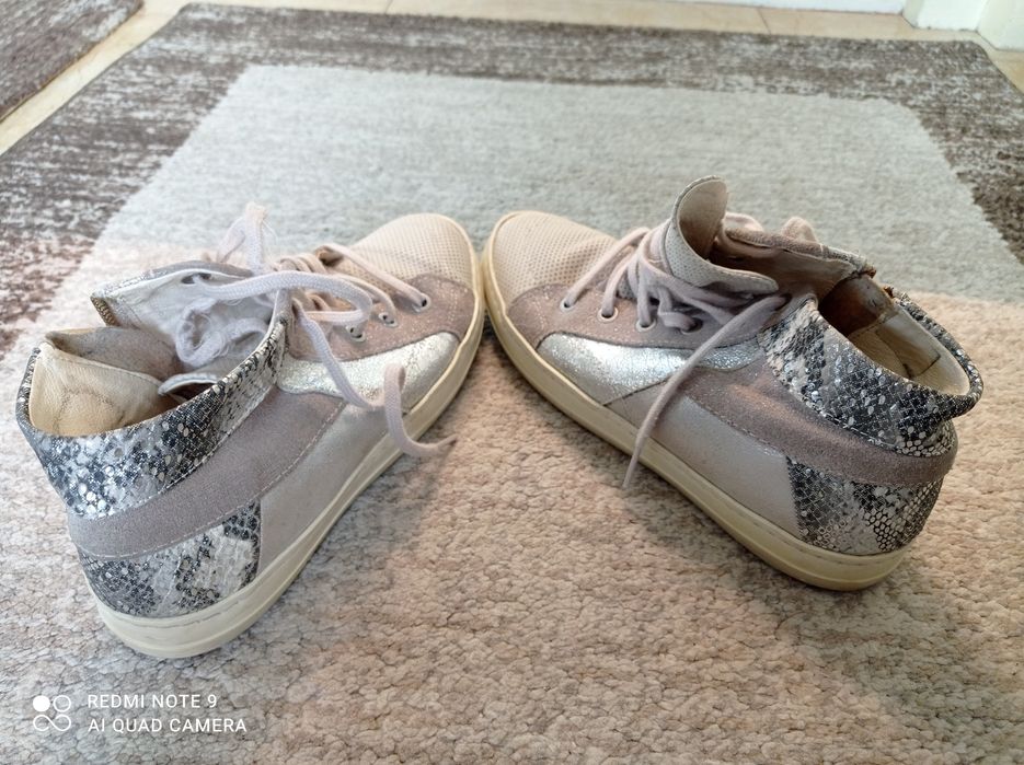 Естествена кожа кецове,сникърси